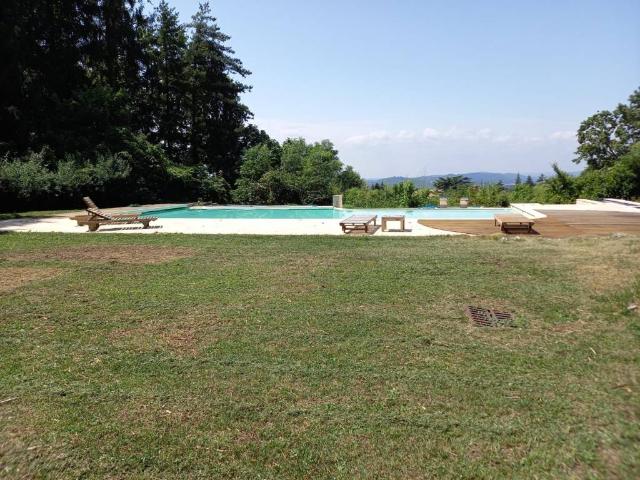 Terreno in vendita a Velate, Varese