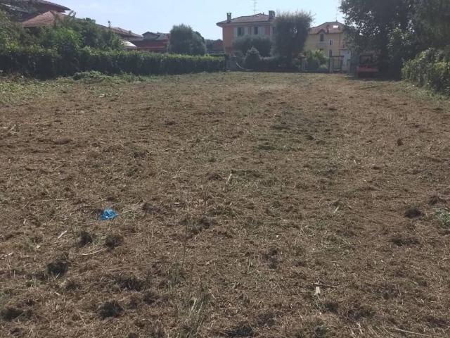 Terreno in vendita a Varese, Lombardia