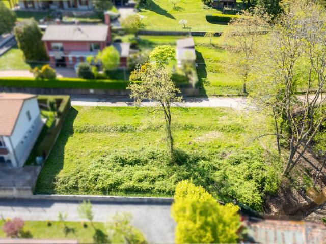 Terreno in vendita a Cascina Gottardo, Varese
