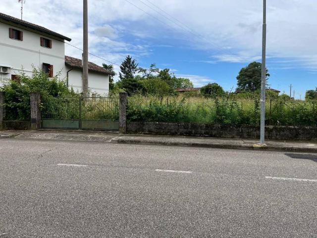 Terreno in vendita a Varmo, Friuli-Venezia Giulia