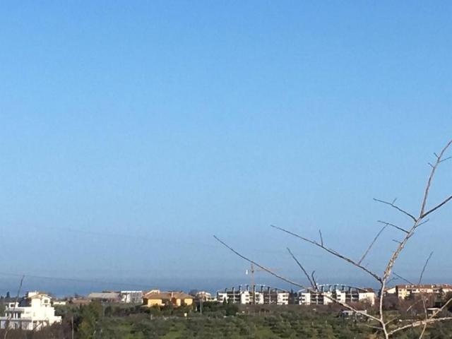 Terreno in vendita a Castello Due Valloni, Vasto