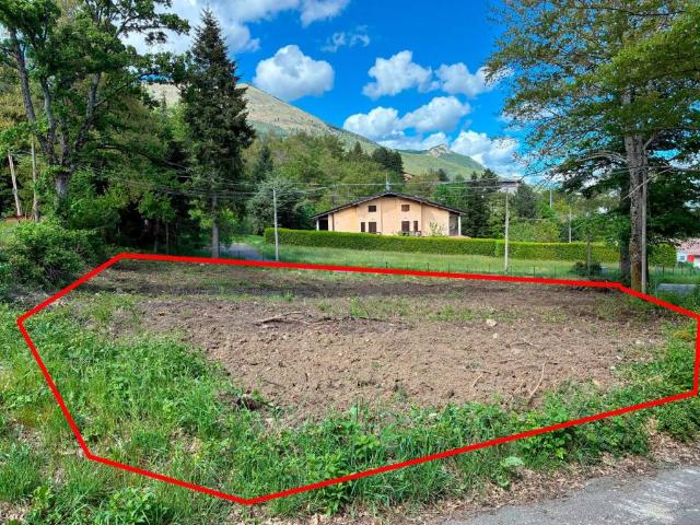 Terreno in vendita a Appennino Reggiano, Re