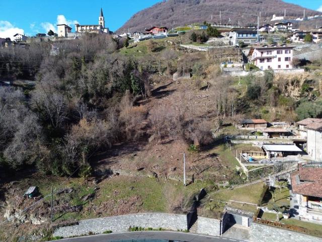 Terreno in vendita a Vercana, Lombardia