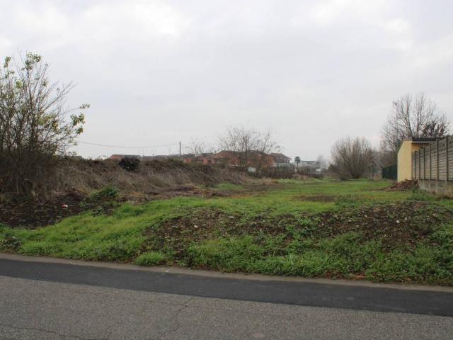 Terreno in vendita a Vercelli