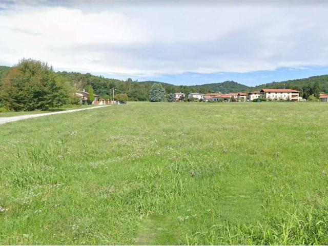Terreno in vendita a Vergiate, Lombardia