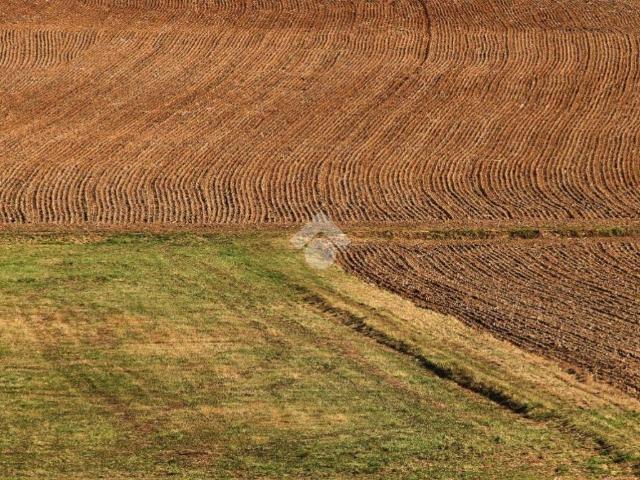 Terreno in vendita a Unione dei Comuni I Fontanili, Gaggiano