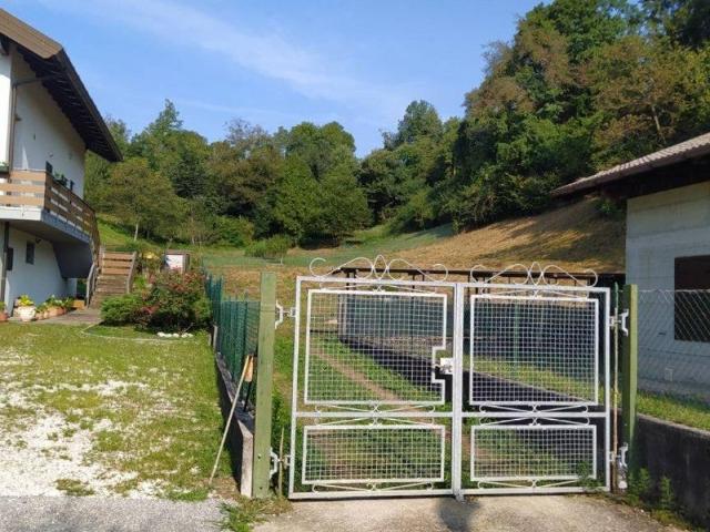 Terreno in vendita a Verzegnis, Friuli-Venezia Giulia