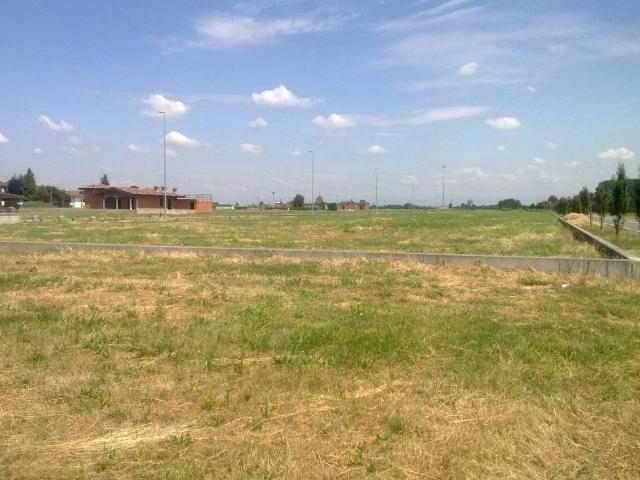 Terreno in vendita a Vescovato, Lombardia