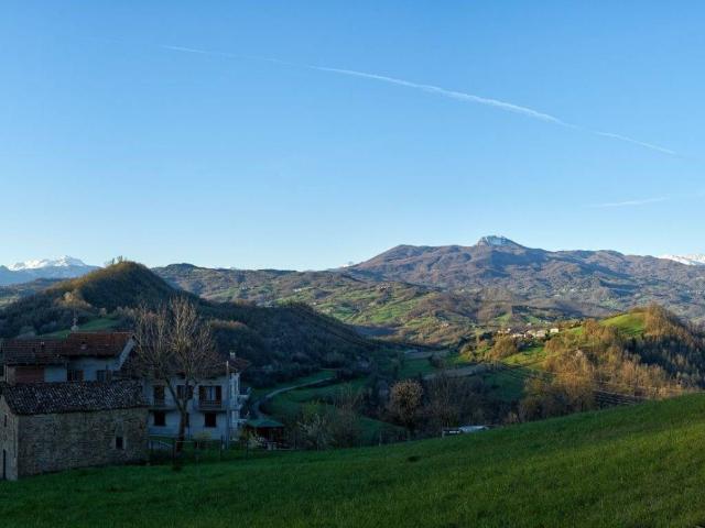 Terreno in vendita a Tizzolo, Vetto