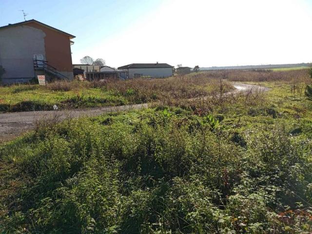 Terreno in vendita a Volta, Viadana