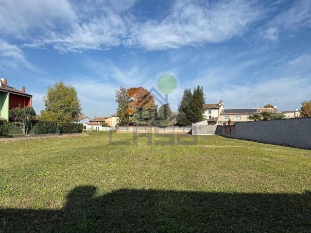 Terreno in vendita a Viadana, Lombardia