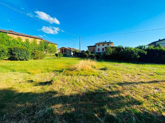 Terreno in vendita a Tresinaro - Secchia, Re