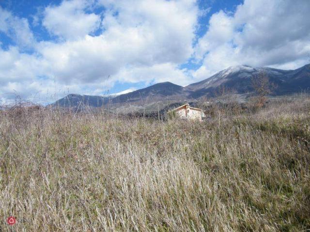 Terreno in vendita a Vico Nel Lazio, Lazio