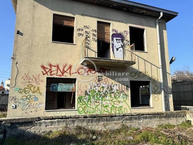 Terreno in vendita a Vigevano, Lombardia