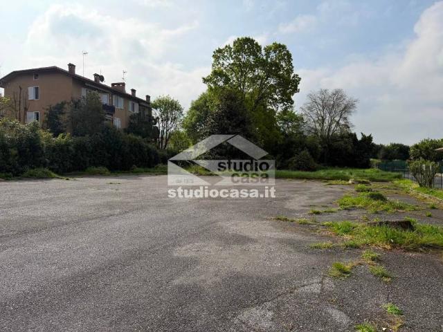 Terreno in vendita a Villa D'adda, Lombardia