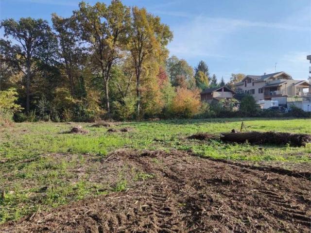 Terreno in vendita a Villa Guardia, Como