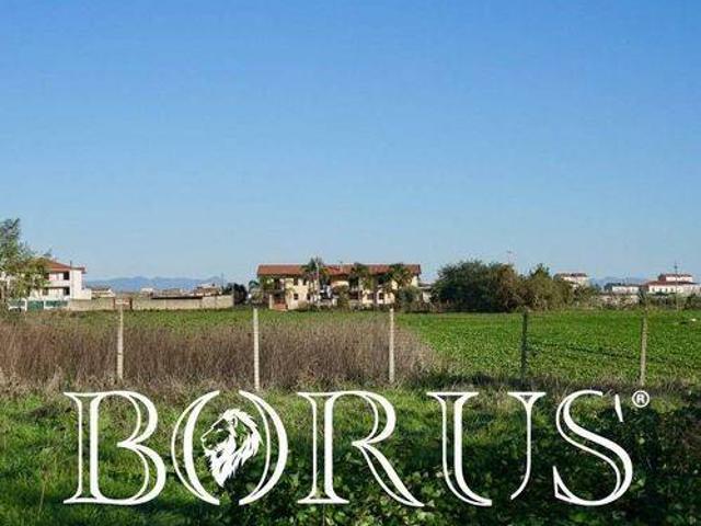 Terreno in vendita a Villa Literno, Campania