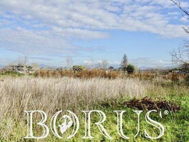 Terreno in vendita a Villa Literno, Campania