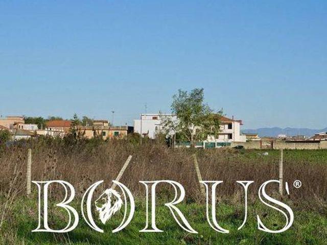 Terreno in vendita a Villa Literno, Campania