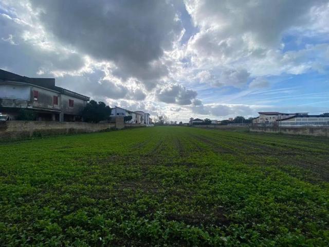 Terreno in vendita a Villa Literno, Campania
