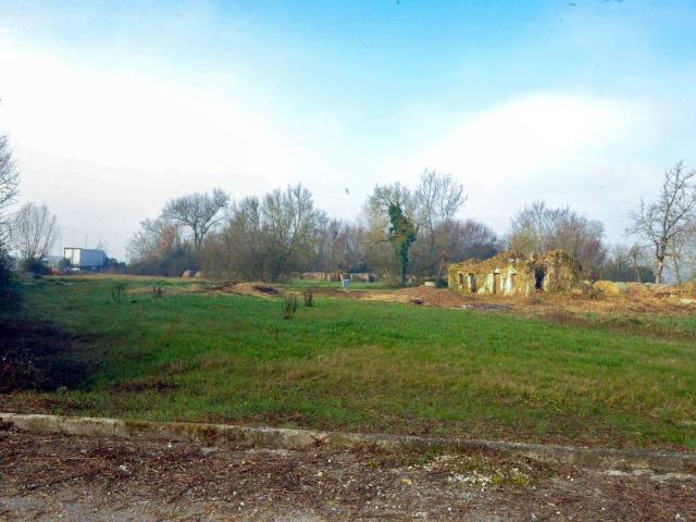 Terreno in vendita a Villa Santa Lucia, Lazio
