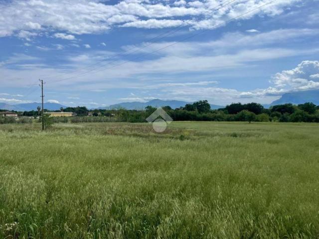 Terreno in vendita a Villa Santa Lucia, Lazio