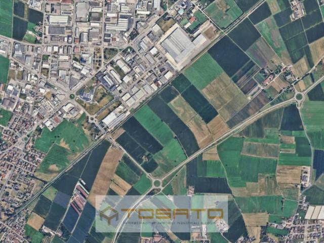 Terreno in vendita a Villafranca Di Verona, Veneto