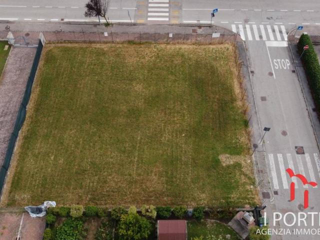 Terreno in vendita a Mussolini, Veneto