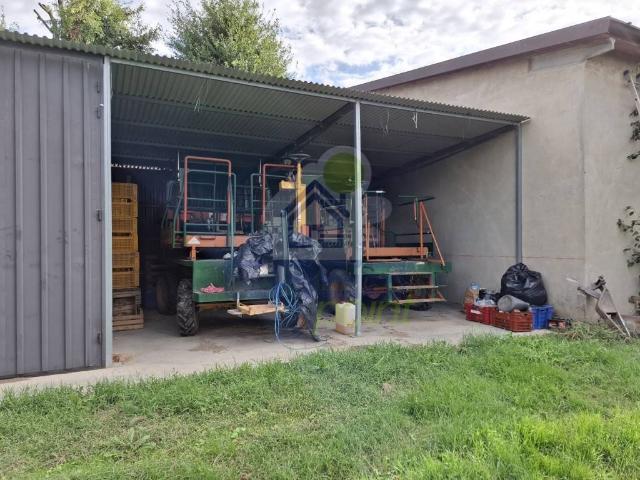 Terreno in vendita a San Pietro In Cerro, Reggio Emilia