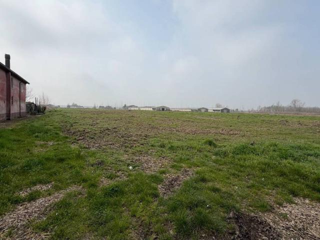 Terreno in vendita a Villimpenta, Lombardia