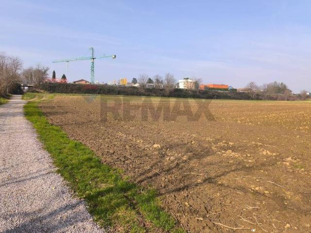 Terreno in vendita a Oldaniga, Vimercate