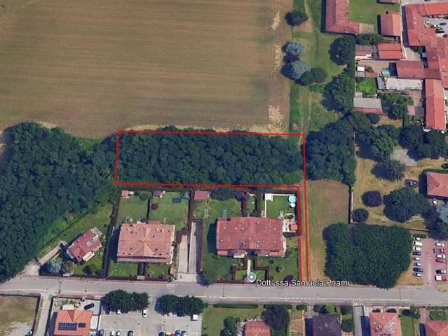 Terreno in vendita a Vimercate, Lombardia