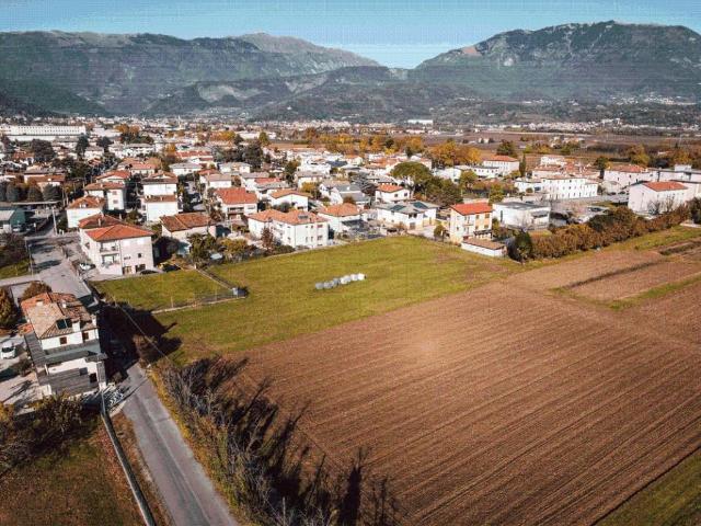 Terreno in vendita a Vittorio Veneto, Veneto
