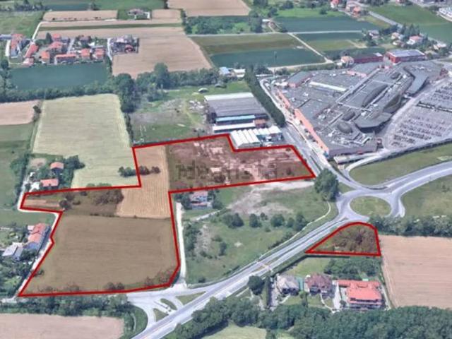 Terreno in vendita a Vittuone, Lombardia