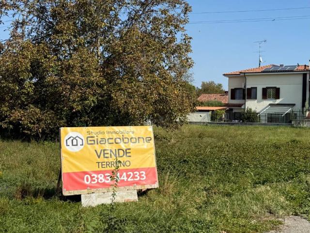 Terreno in vendita a Altomasso, Voghera