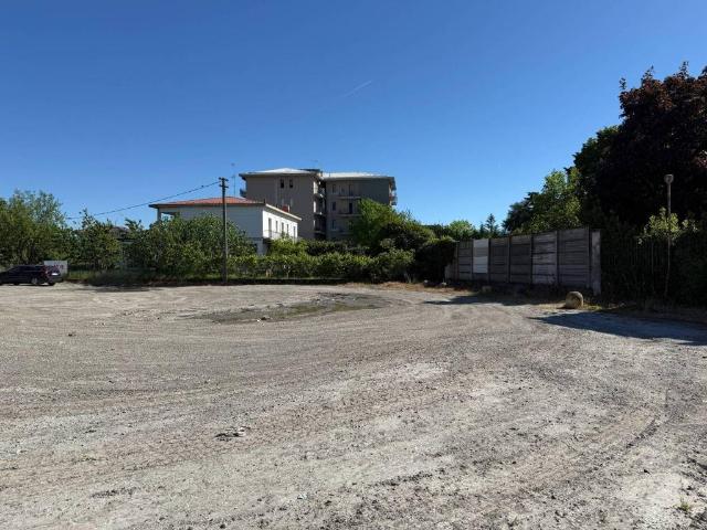 Terreno in vendita a Villa Iria, Voghera