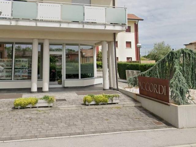 Terreno in vendita a Volpago Del Montello, Veneto