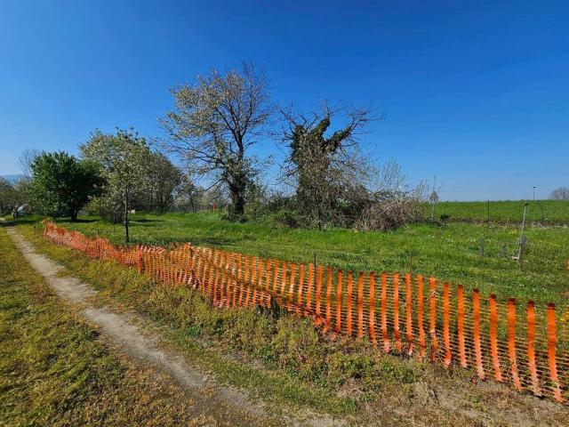 Terreno in vendita a Gerbole, Piemonte