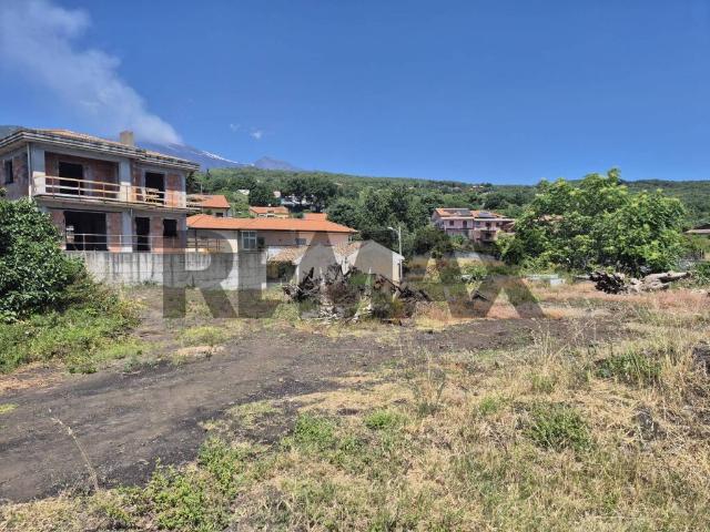 Terreno in vendita a Zafferana Etnea, Sicilia