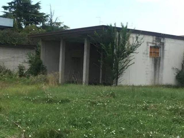 Terreno in vendita a Zoppola, Friuli-Venezia Giulia