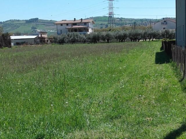 Terreno in vendita a Cepagatti, Abruzzo