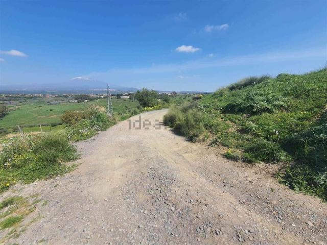 Terreno in vendita a Motta Sant'anastasia, Sicilia