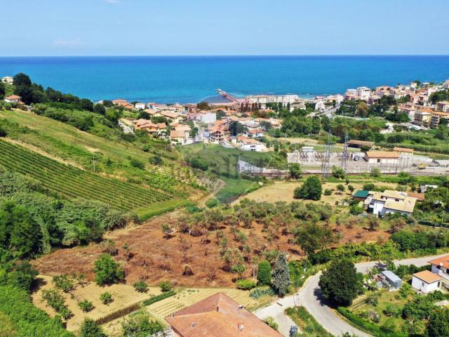 Terreno in vendita a San Vito Chietino, Abruzzo