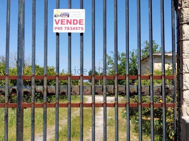 Terreno in vendita a Augusta, Sicilia