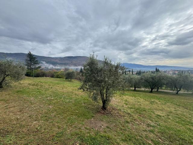 Terreno in vendita a Castion Veronese, Costermano