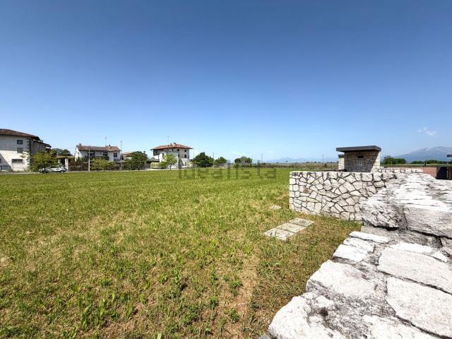 Terreno in vendita a Beivârs, Reana Del Roiale