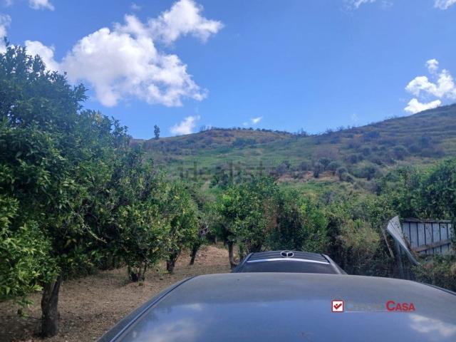 Terreno in vendita a Pace Del Mela, Sicilia