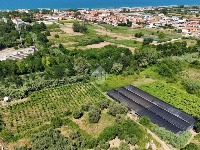 Terreno in vendita a Francavilla Al Mare, Abruzzo