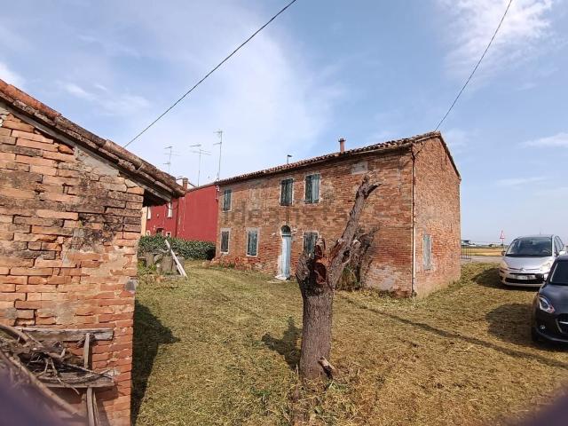 Terreno in vendita a Case Selvatiche, Alfonsine