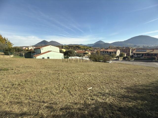 Terreno in vendita a Lozzo Atestino, Padova